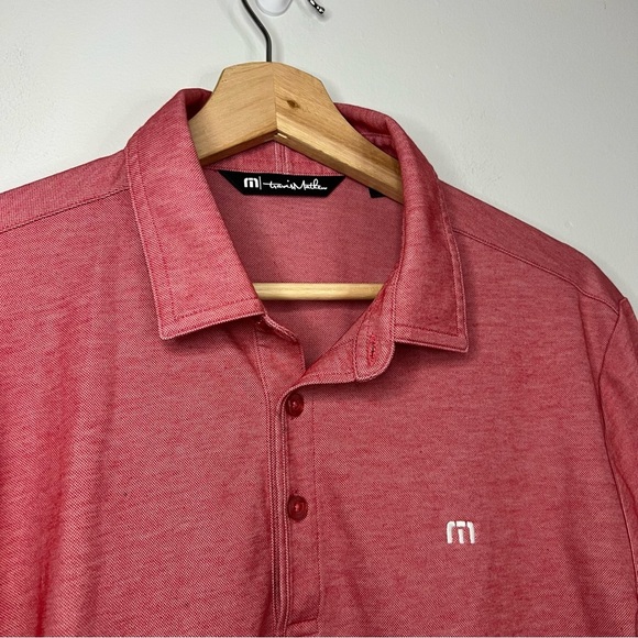 Travis Mathew “Wine Tasting” Red Excursion Knit Golf Polo Medium - Picture 5 of 10